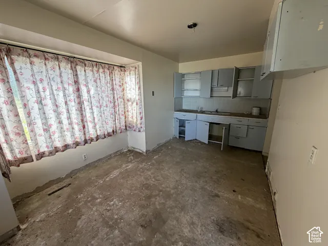 1014 N Eastside Dr, Layton, Utah 84040
