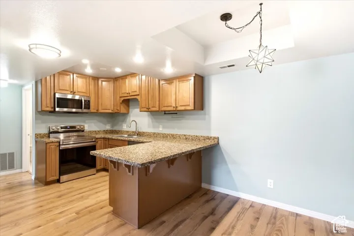 88 W 50 S ##q-11, Centerville, Utah 84014