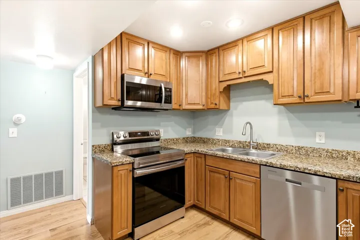 88 W 50 S ##q-11, Centerville, Utah 84014