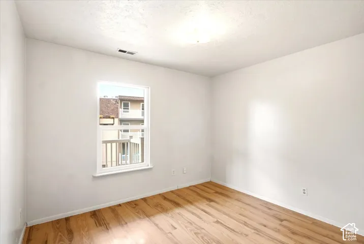 88 W 50 S ##q-11, Centerville, Utah 84014