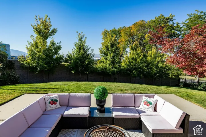 1714 E Fort Douglas Cir, Salt Lake City, Utah 84103