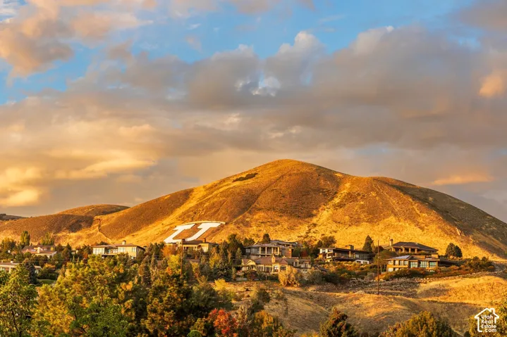 1714 E Fort Douglas Cir, Salt Lake City, Utah 84103