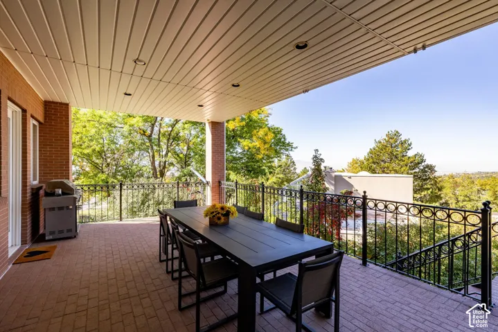 1714 E Fort Douglas Cir, Salt Lake City, Utah 84103