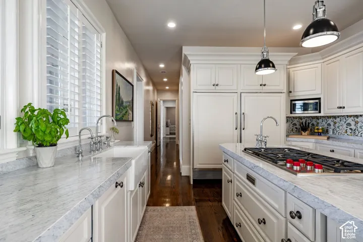 1714 E Fort Douglas Cir, Salt Lake City, Utah 84103