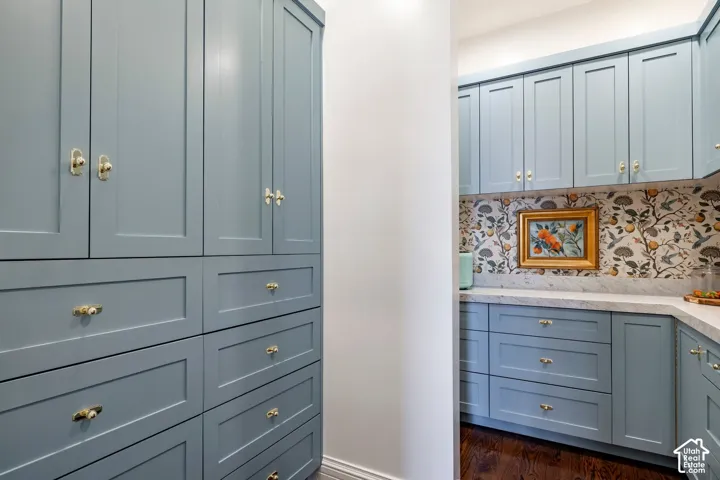 1714 E Fort Douglas Cir, Salt Lake City, Utah 84103