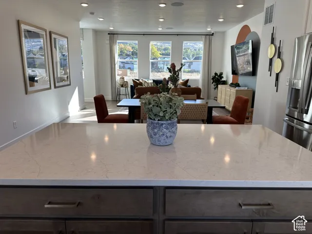 981 N Hay #40, Farmington, Utah 84025