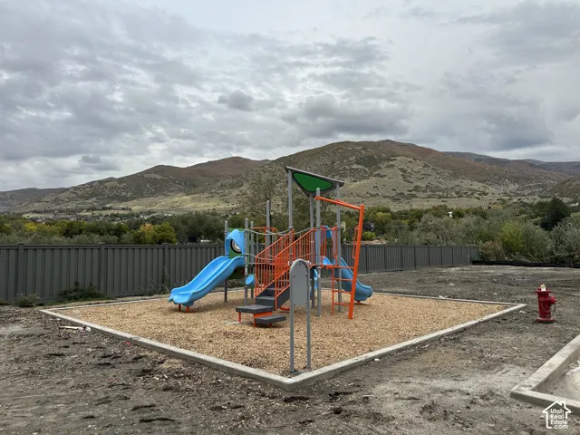 981 N Hay #40, Farmington, Utah 84025