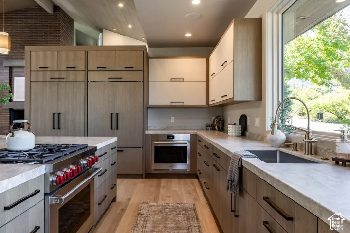 3941 S Mount Olympus Way, Salt Lake City, Utah 84124