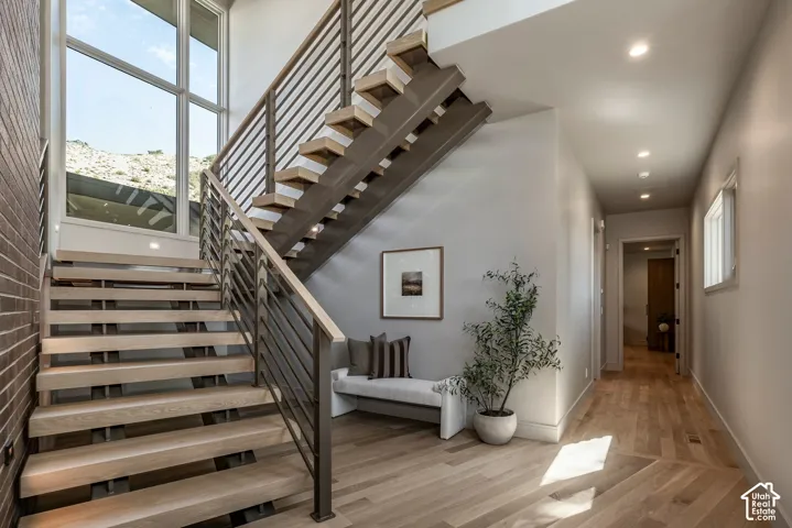 3941 S Mount Olympus Way, Salt Lake City, Utah 84124