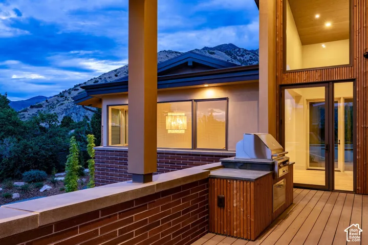 3941 S Mount Olympus Way, Salt Lake City, Utah 84124