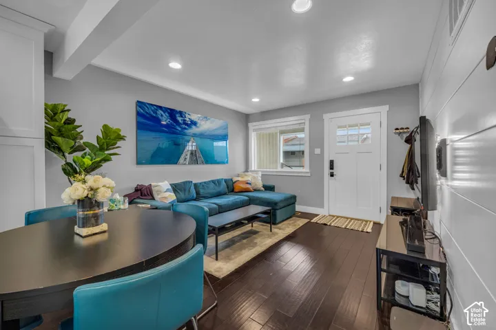 650 N 300 W #209, Salt Lake City, Utah 84103