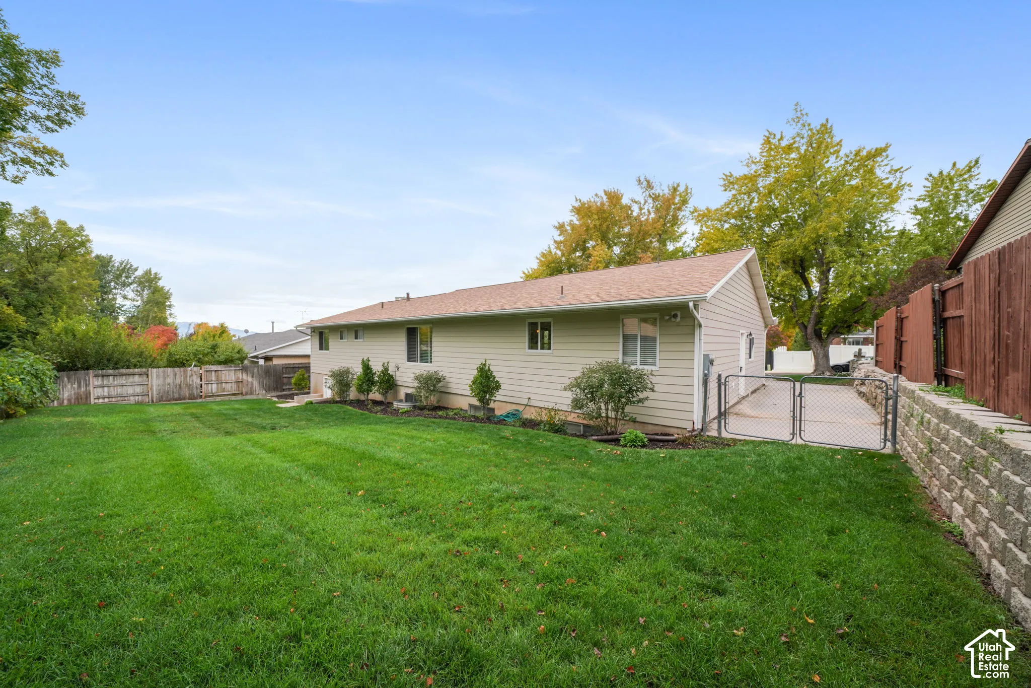Backyard and RV parking