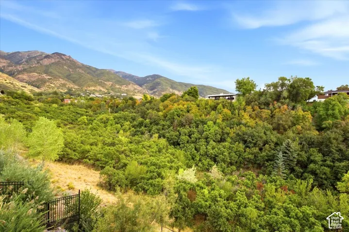 2522 E Thurston Ln, Layton, Utah 84040