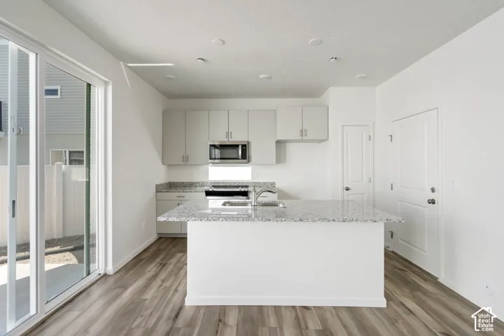 352 E Halls Creek Rd, Saratoga Springs, Utah 84045