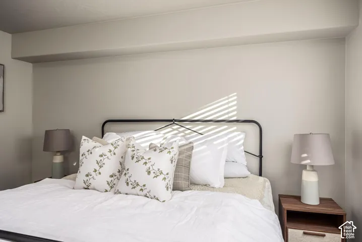 Neutral wall paint and recessed ceiling area