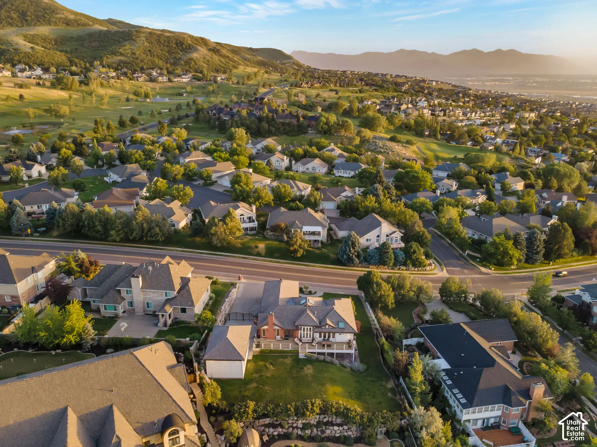 Golf course community, but no HOA!