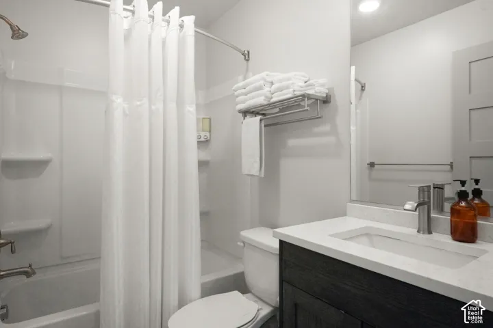 140 W 150 S #h30, Garden City, Utah 84028