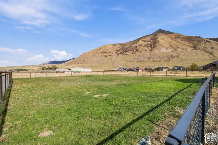 1717 E Arrowhead Ln, Erda, Utah 84074