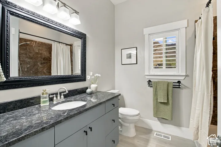 1717 E Arrowhead Ln, Erda, Utah 84074