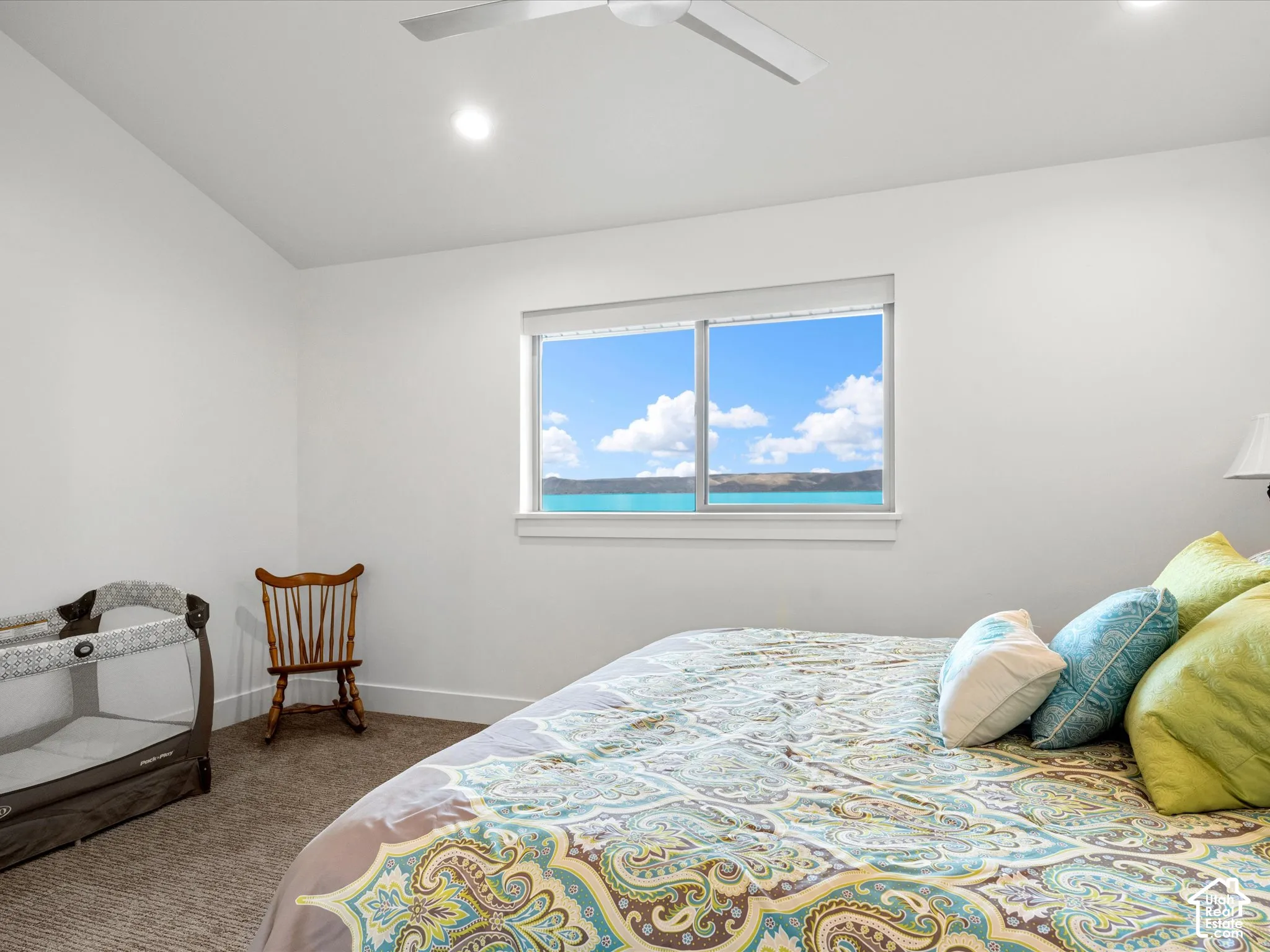 lakeside bedroom