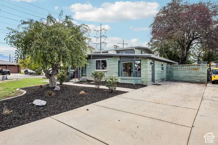 1311 W Varden Way, Salt Lake City, Utah 84123