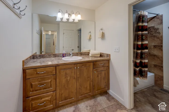 3853 S Red Valley Cir #11-a8, Moab, Utah 84532