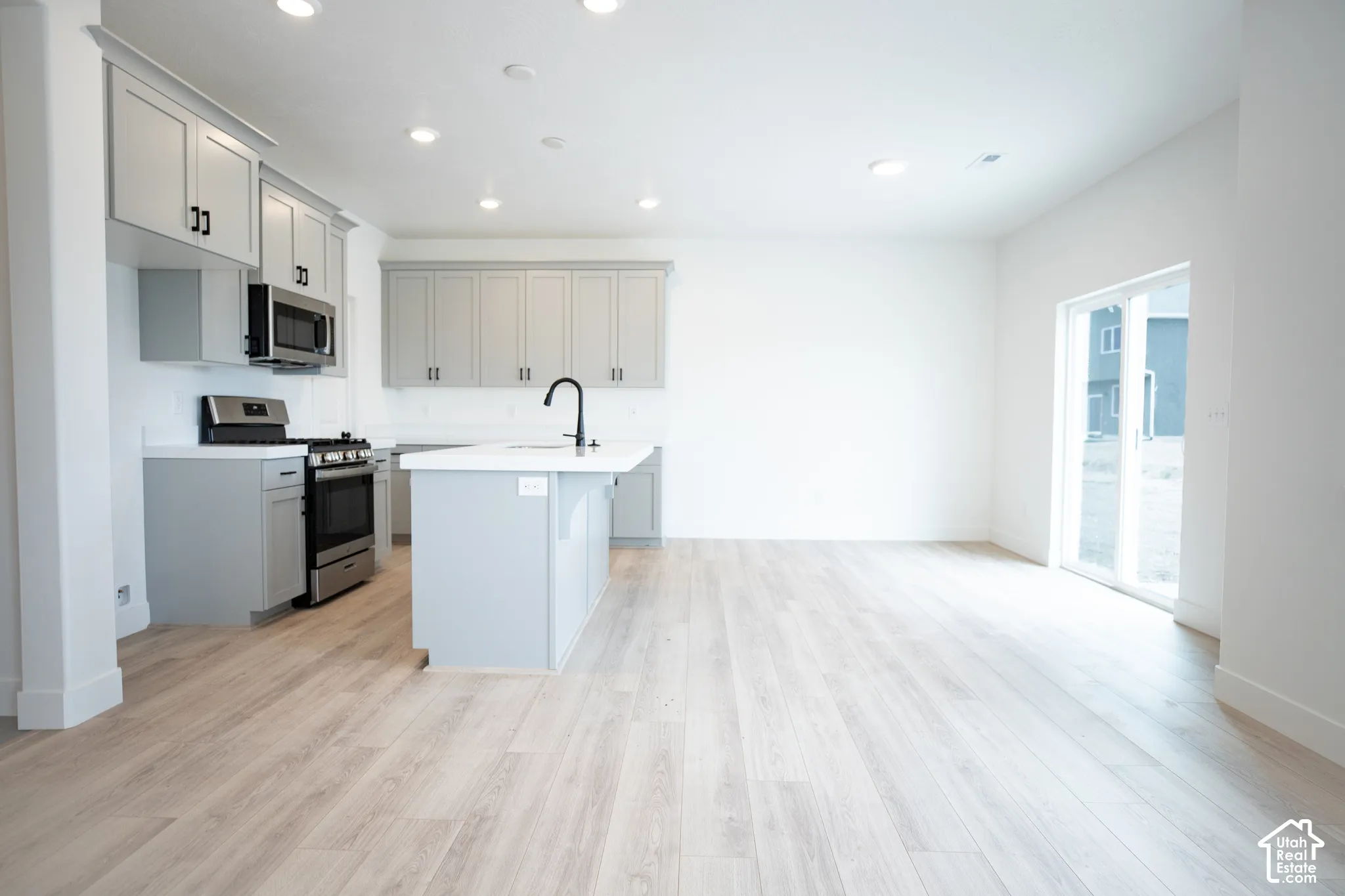 Kitchen and dining area