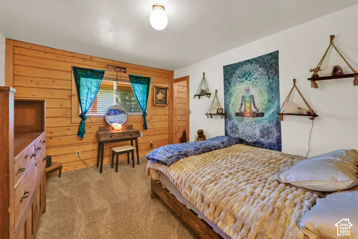 Bedroom with 1 wood accent wall
