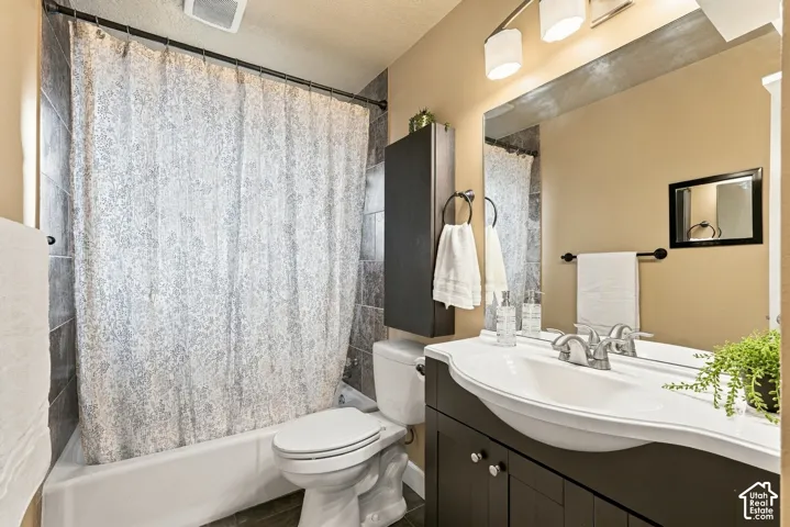 6857 S 3300 St, West Jordan, Utah 84084