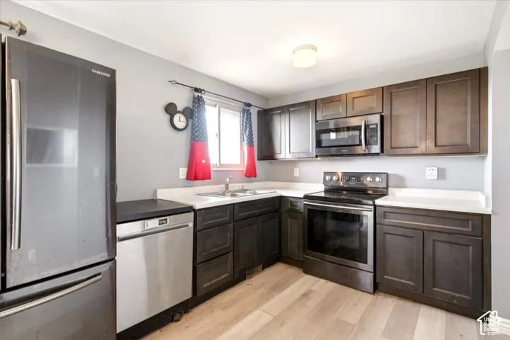 1753 N 2900 W, Clinton, Utah 84015