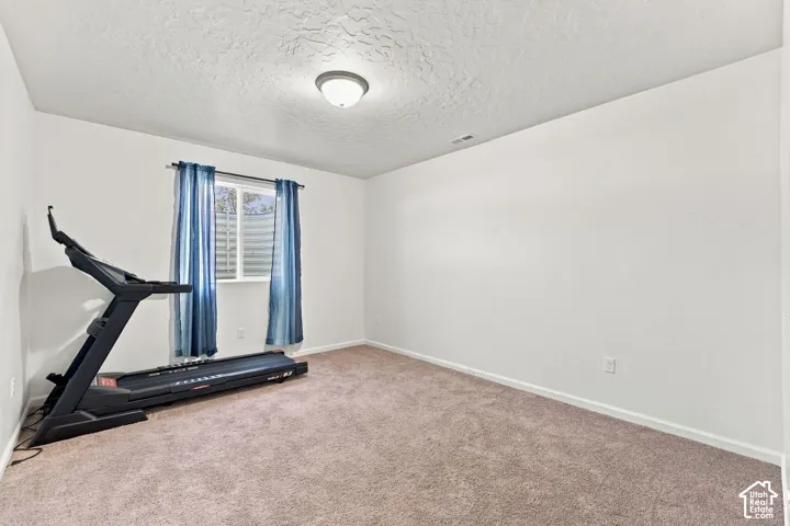 1887 E Rock Hollow Rd, Lake Point, Utah 84074