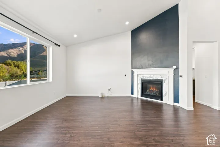 1887 E Rock Hollow Rd, Lake Point, Utah 84074