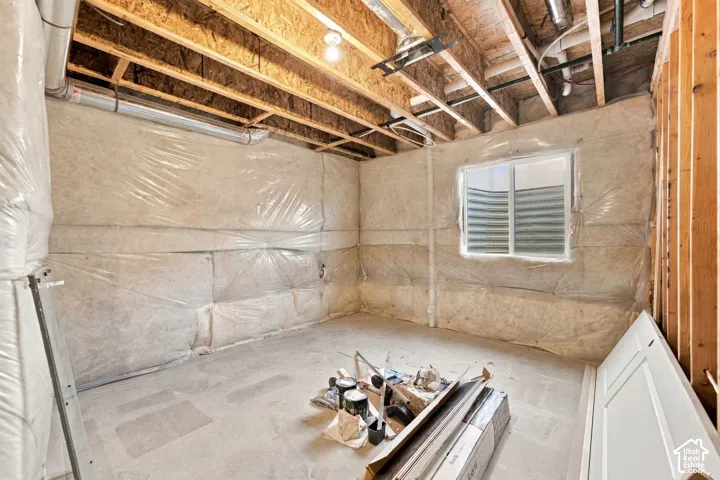 1887 E Rock Hollow Rd, Lake Point, Utah 84074