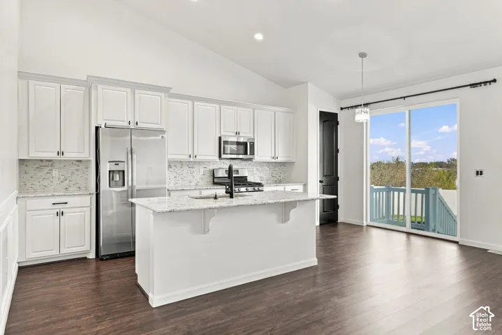 1887 E Rock Hollow Rd, Lake Point, Utah 84074