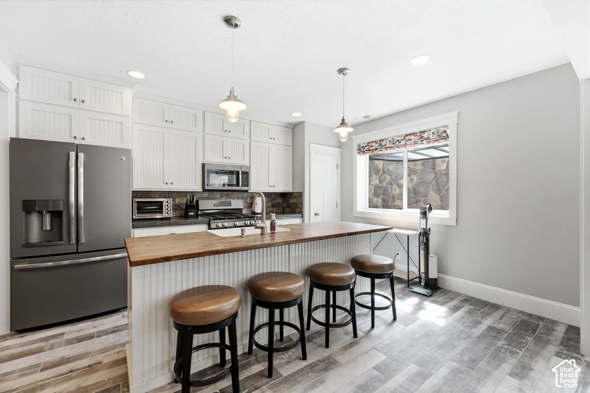 Lower level-ADU full kitchen