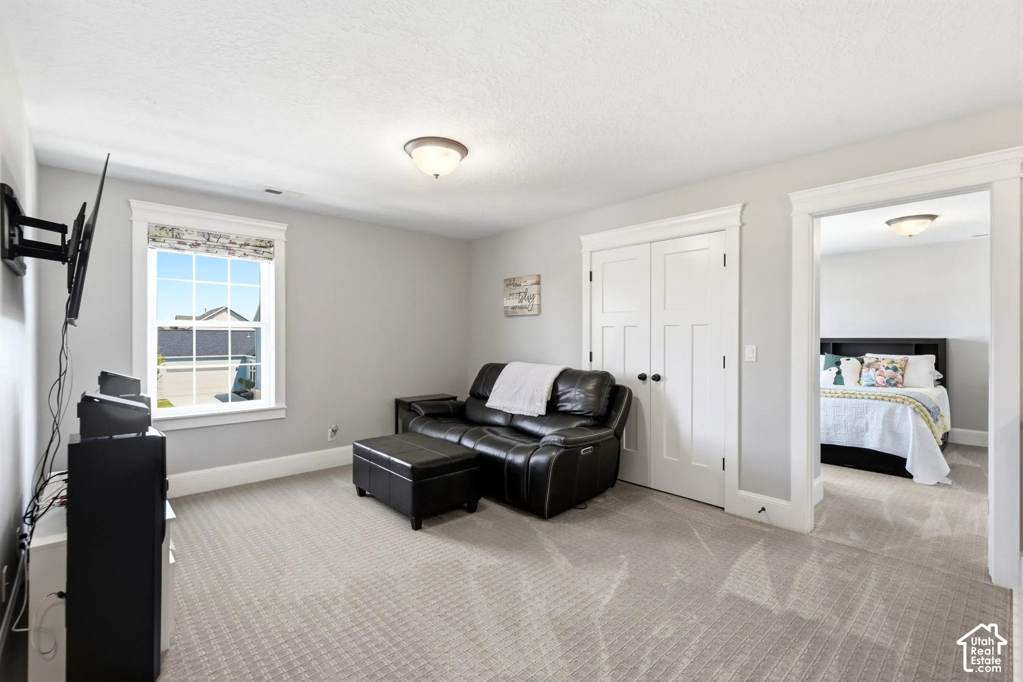 Upper level family/game room