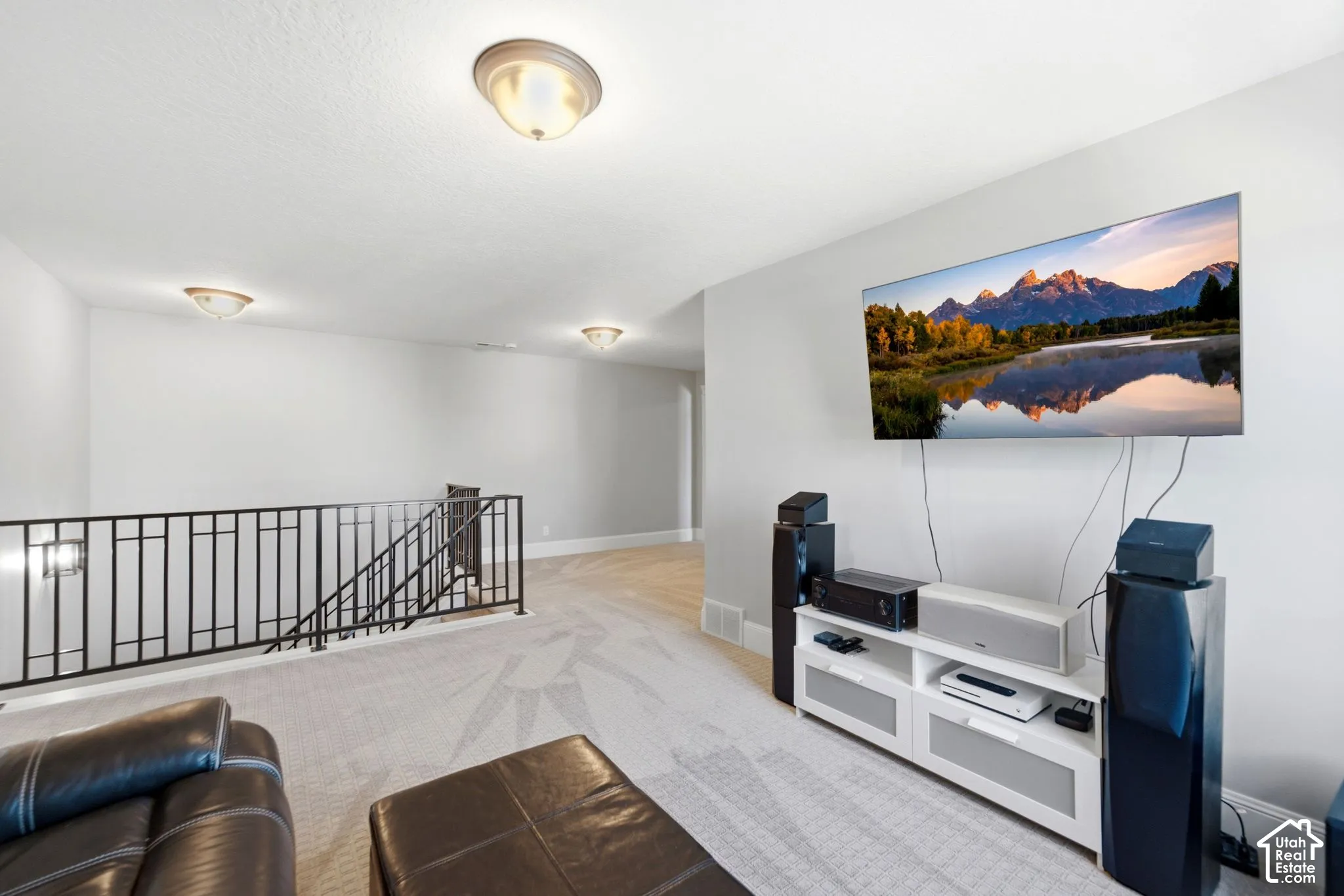 Upper level family/game room