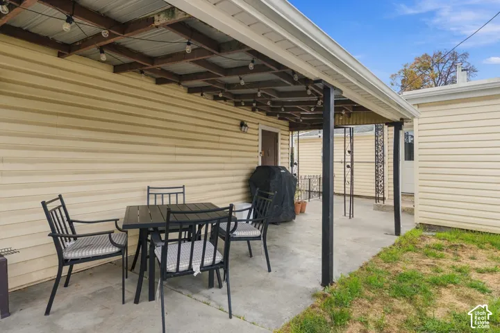Covered concrete patio