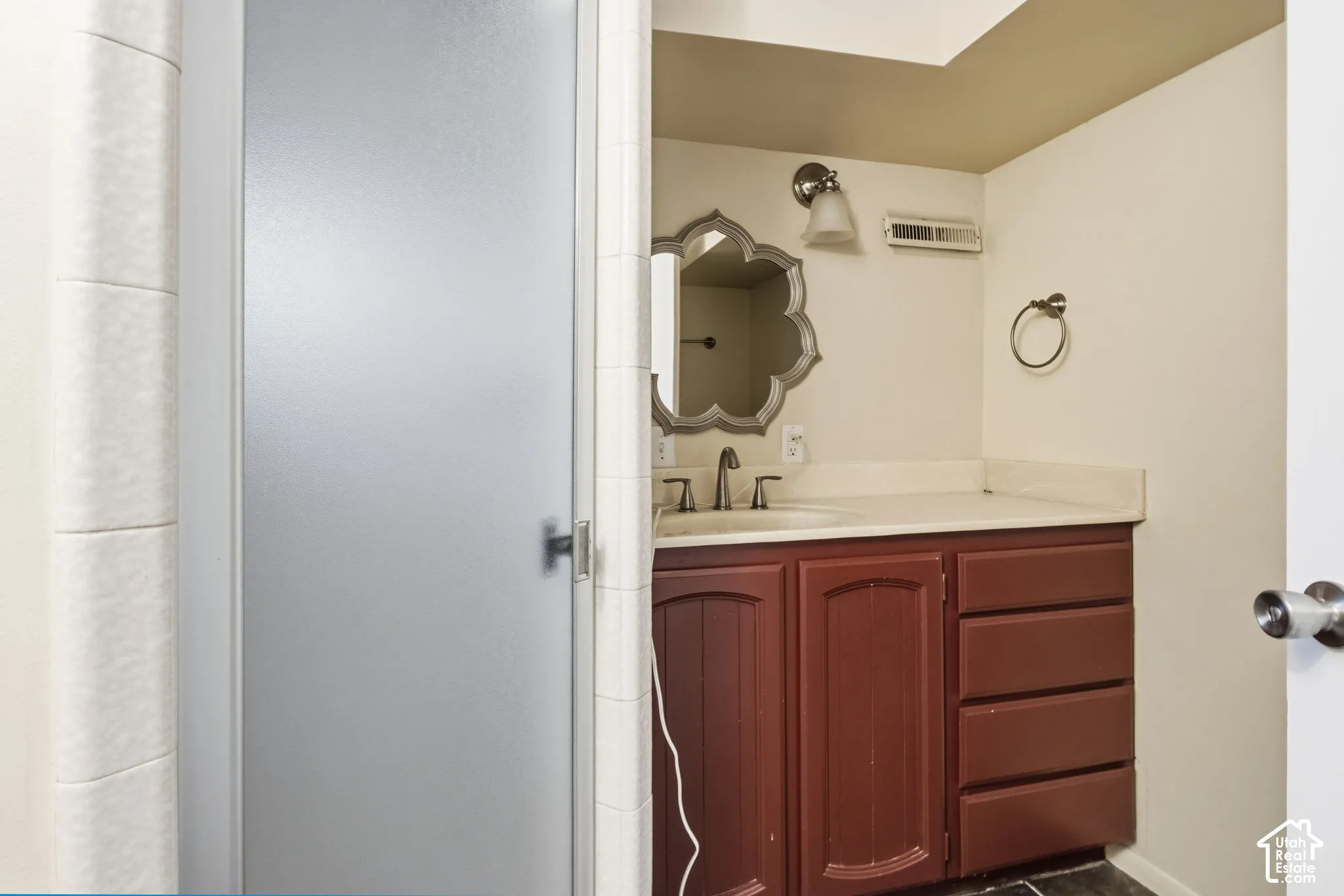 3/4 bathroom on basement 1 level
