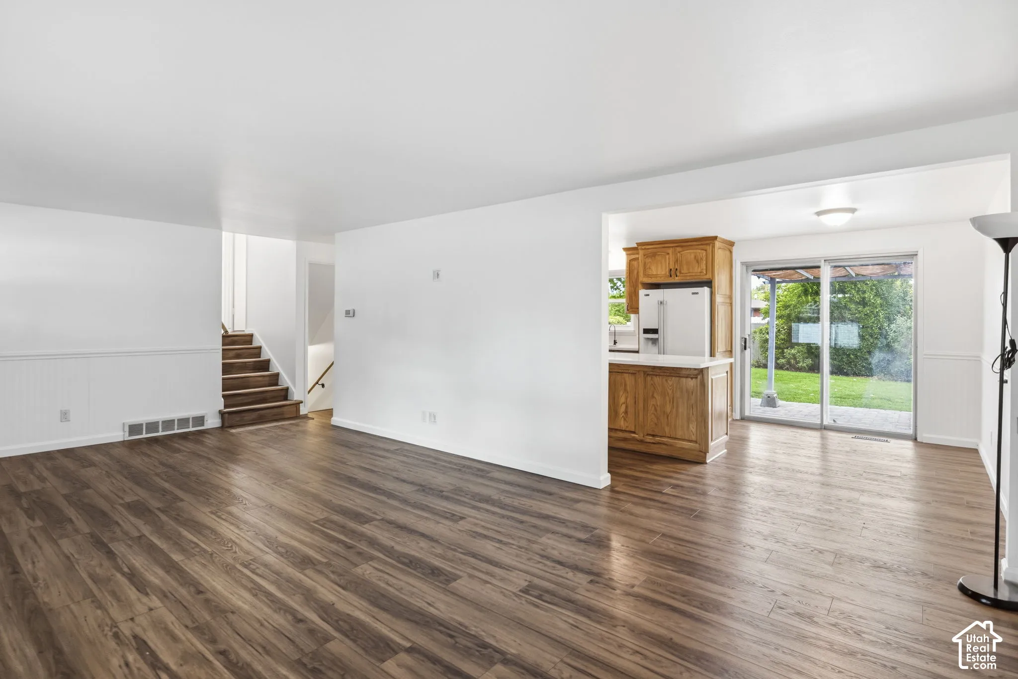 Stairs leading to level 2 bedrooms and full bath