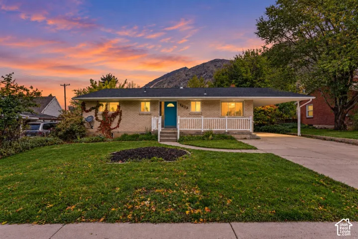 1233 E Center St, Springville, Utah 84663