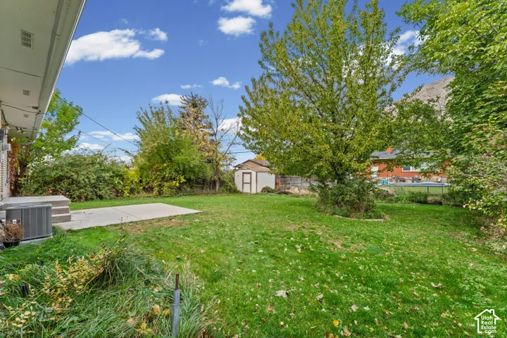 1233 E Center St, Springville, Utah 84663