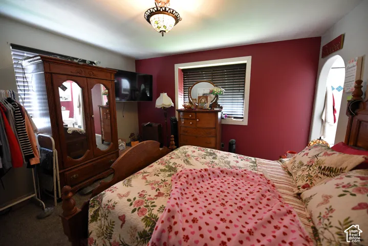 Primary Bedroom w/ Primary Bathroom