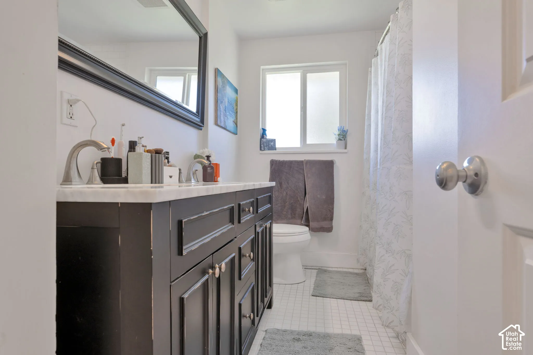Full bathroom