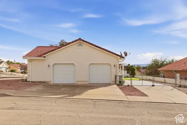 590 E Springhill Dr, Washington, Utah 84780