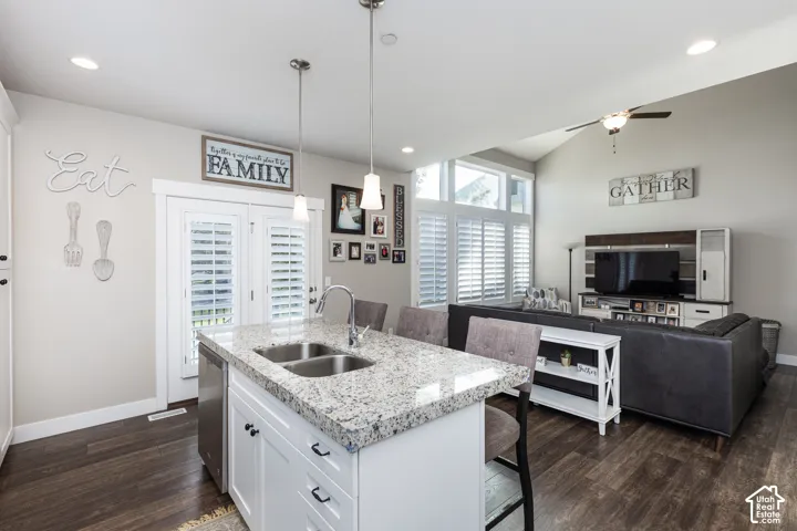 6651 S Plumrose Way, Taylorsville, Utah 84123