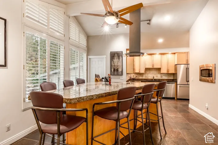11528 S Summerfield Ln, Sandy, Utah 84092