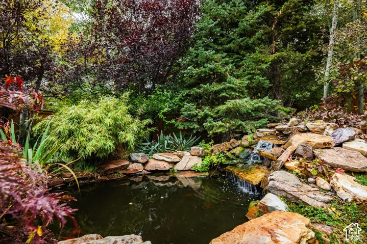 11528 S Summerfield Ln, Sandy, Utah 84092