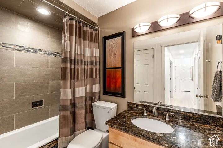11528 S Summerfield Ln, Sandy, Utah 84092