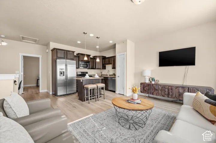 3688 W Periwinkle Dr, South Jordan, Utah 84095